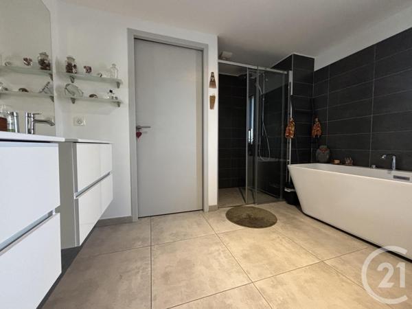 Appartement F4 à vendre  5 pièces - 141 m2 ALES - 30