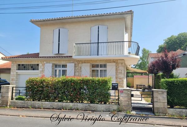 Maison centre ville BERGERAC (24) - 2 niveaux - 4 chambres - 2 salles d'eau - garage - terrain 336 m²
