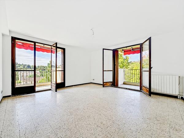 Appartement 4 pièces à vendre à La Croix Rouge, Marseille - Dernier étage avec vue verdure
