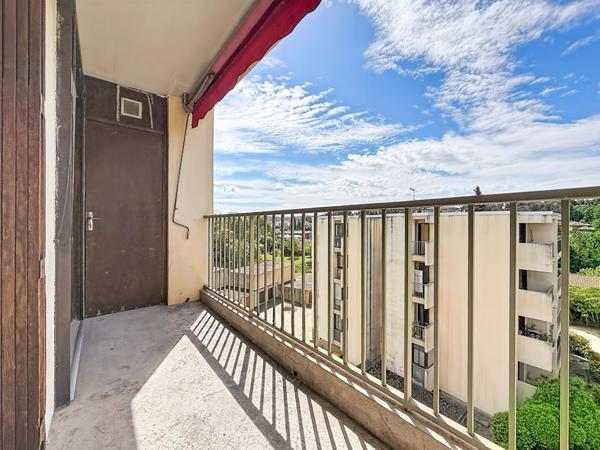 Appartement 4 pièces à vendre à La Croix Rouge, Marseille - Dernier étage avec vue verdure