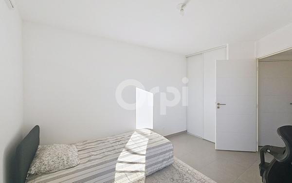 Appartement à vendre    2 pièces • 66,42 m2 Antibes