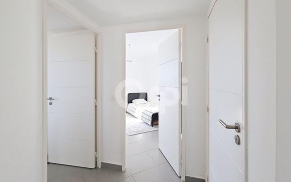 Appartement à vendre    2 pièces • 66,42 m2 Antibes