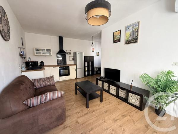 Appartement F2 à vendre  2 pièces - 42 m 2   NIMES  - 30