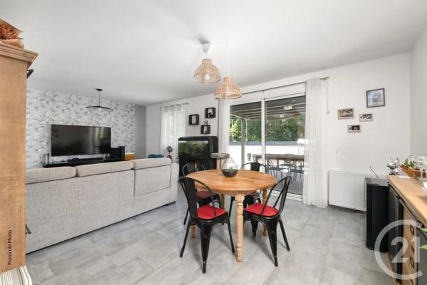 Maison à vendre  4 pièces - 91 m 2   ST JEAN  - 31
