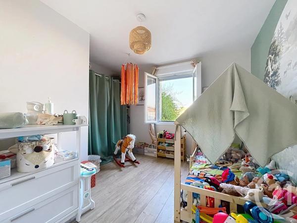 Maison à vendre  4 pièces - 85,65 m 2   BAGNOLS SUR CEZE  - 30