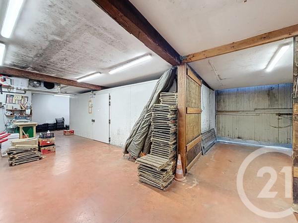 Immeuble à vendre  310 m 2   ST GIRONS  - 09