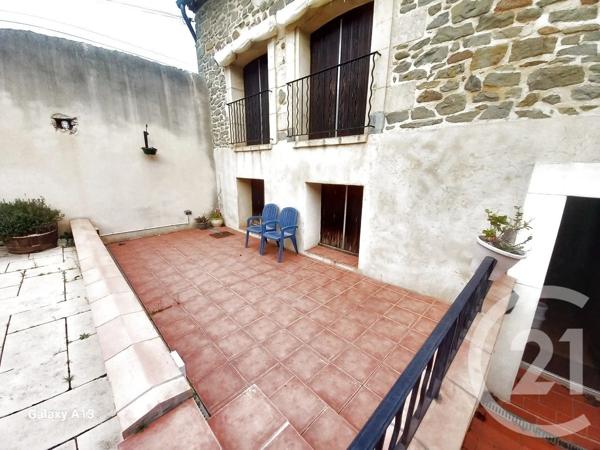 Appartement F3 à vendre  3 pièces - 81 m 2   AZILLE  - 11