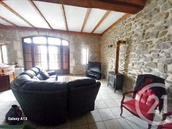 Appartement F3 à vendre  3 pièces - 81 m 2   AZILLE  - 11