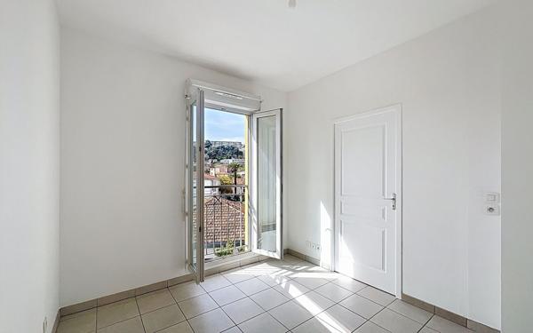 Appartement à vendre    2 pièces • 34,15 m2 Saint-Laurent-du-Var
