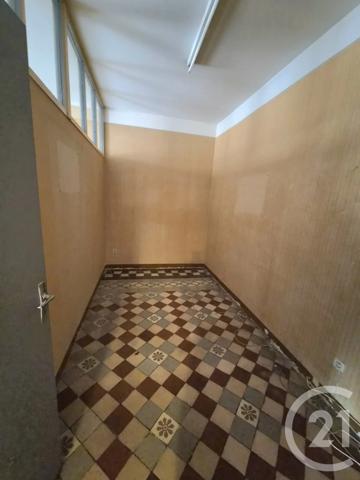 Appartement à vendre  5 pièces - 131 m 2   ALES  - 30