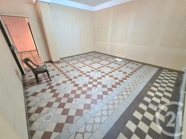 Appartement à vendre  5 pièces - 131 m 2   ALES  - 30