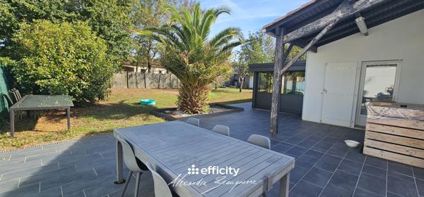 Maison
         6 pièces
        - 140 m² Exclusivité 249 000 €*