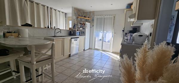 Maison
         6 pièces
        - 140 m² Exclusivité 249 000 €*