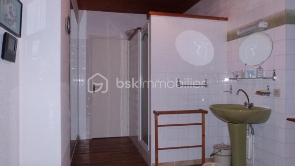 Maison en pierre de 261 m²