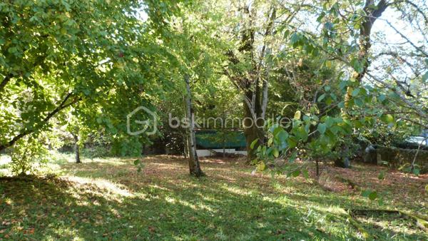 Maison en pierre de 261 m²