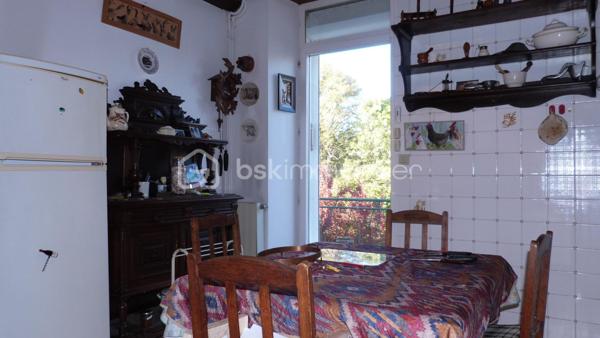 Maison en pierre de 261 m²