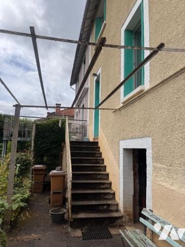 Maison de ville avec jardin à deux pas du centre de Figeac