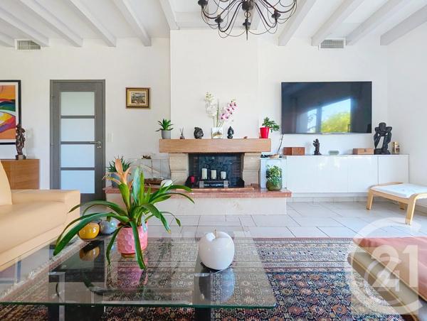 Maison à vendre  5 pièces - 142 m 2   SAUVIAN  - 34