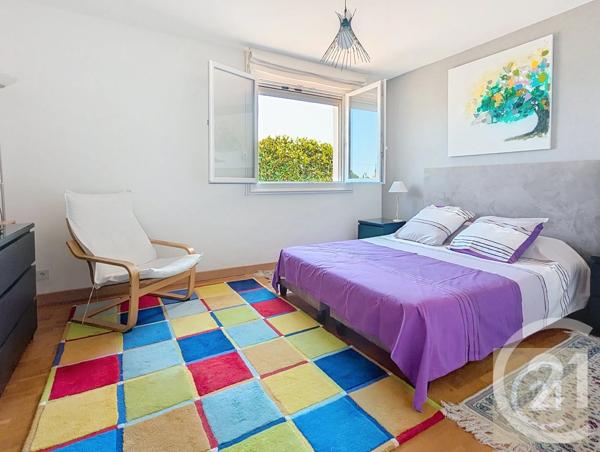 Maison à vendre  5 pièces - 142 m 2   SAUVIAN  - 34