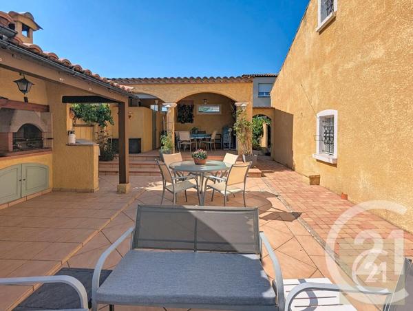 Maison à vendre  5 pièces - 142 m 2   SAUVIAN  - 34