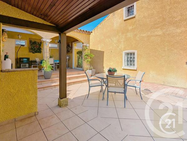 Maison à vendre  5 pièces - 142 m 2   SAUVIAN  - 34