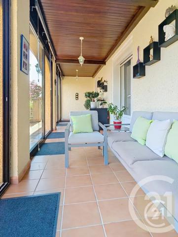 Maison à vendre  5 pièces - 142 m 2   SAUVIAN  - 34