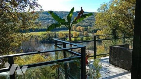 A VENDRE : Sur les hauteurs de SOUILLAC (Lot - 46) avec une superbe vue sur la vallée et sur la...