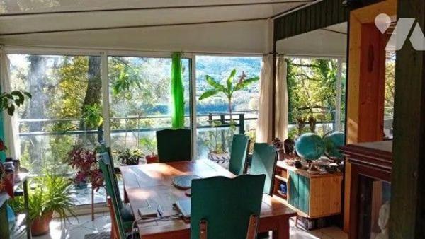 A VENDRE : Sur les hauteurs de SOUILLAC (Lot - 46) avec une superbe vue sur la vallée et sur la...