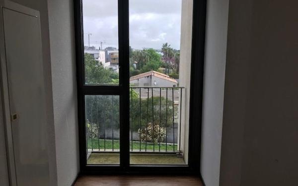 Appartement à vendre    1 pièce • 27 m2 Montpellier