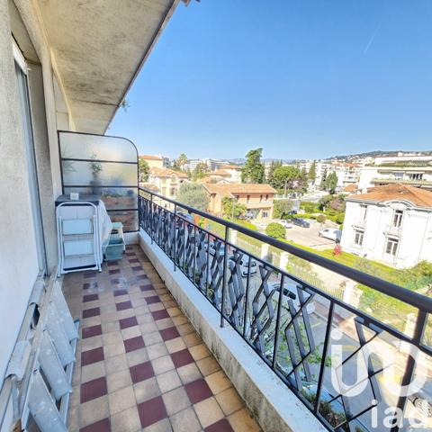 Appartement 2 pièces de 60 m² à Nice (06000)