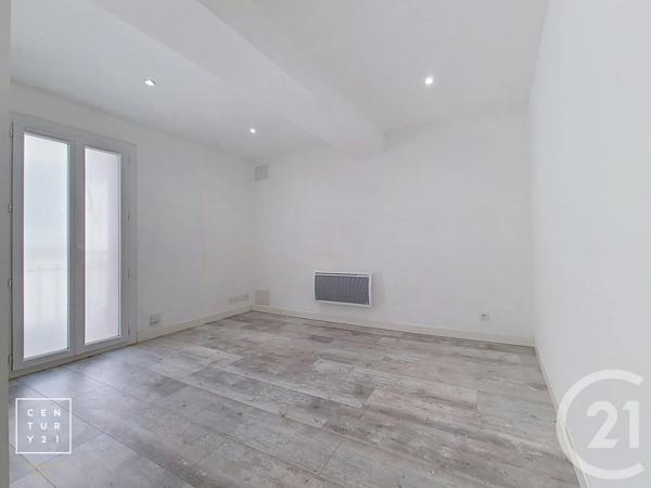 Maison à vendre  3 pièces - 82,03 m 2   LE SOLER  - 66