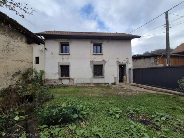 Vente                                                      Maison
                        
                     4 pièces                      123 m2                     à Bévenais