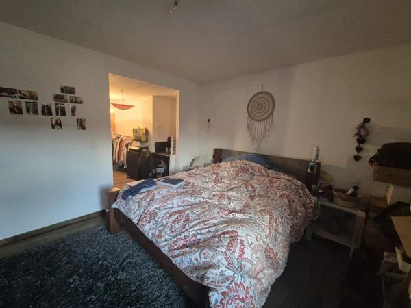 Vente                                                      Maison
                        
                     4 pièces                      123 m2                     à Bévenais