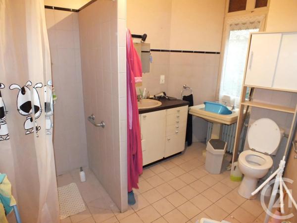 Immeuble à vendre  335 m 2   LANNEMEZAN  - 65