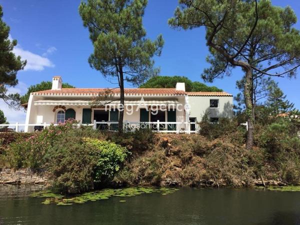 Maison à LES SABLES-D'OLONNE, 85340 - 6 pièces 126m²