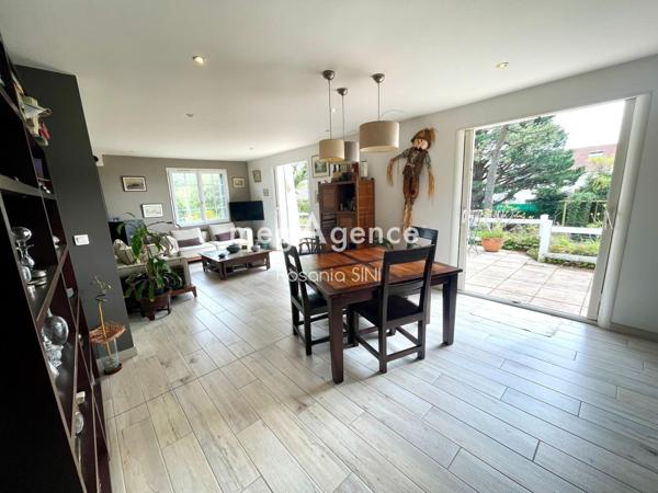 Maison à LES SABLES-D'OLONNE, 85340 - 6 pièces 126m²