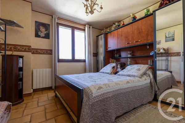 Maison à vendre  4 pièces - 103,06 m 2   PEZENAS  - 34