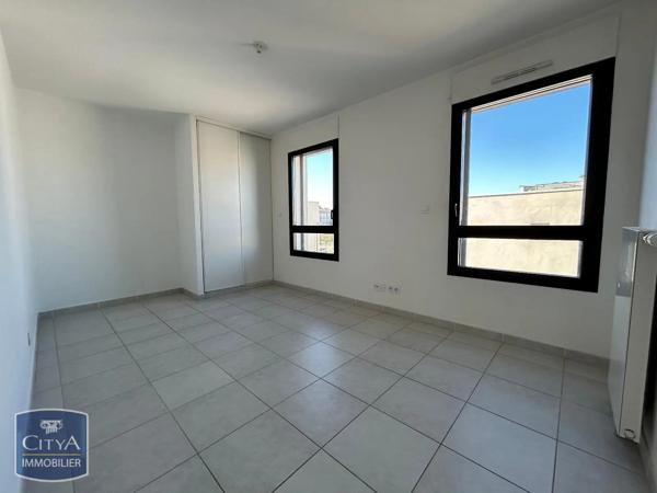 Appartement à louer 3 pièces 86.4m² Avignon (84000)