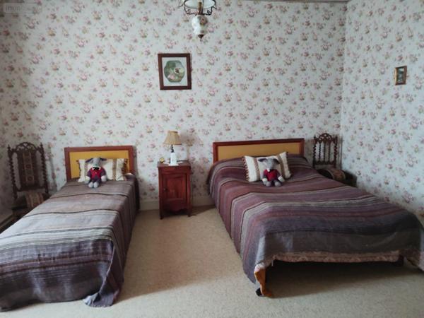 Achat - Maison | Maison de maître Valdivienne 86300 6 pièces 169 m 2 799 m 2