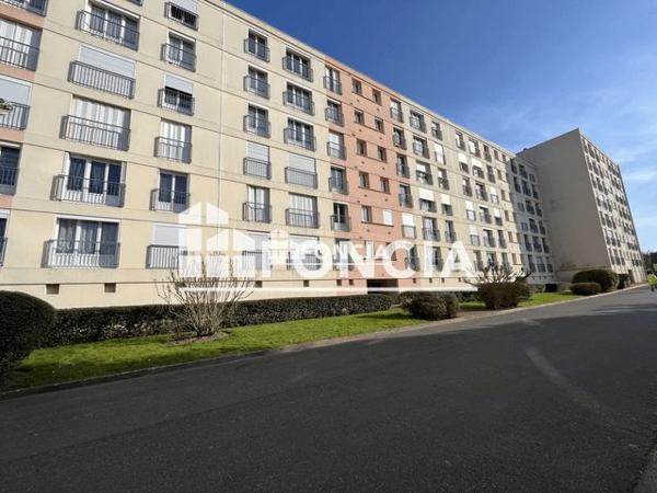 Location Appartement 2 pièces 67.38 m² - 15 RUE GEORGES VARLET Luce 28110