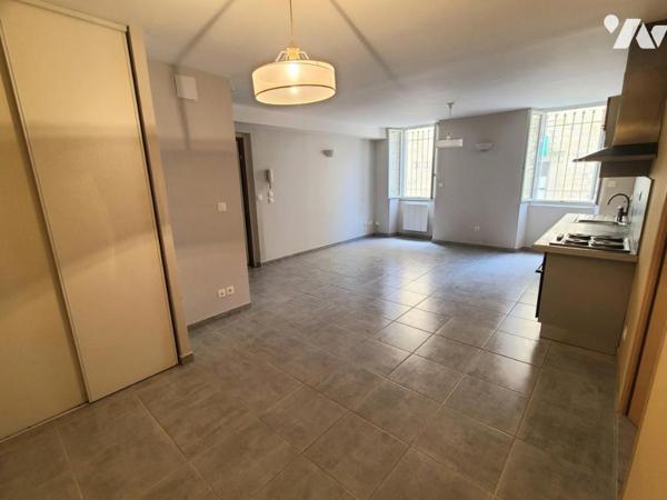 Vaison La Romaine, Appartement T2 en RDC.