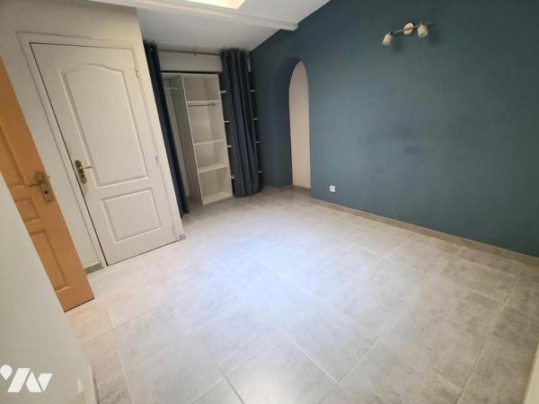 Vaison La Romaine, Appartement T2 en RDC.