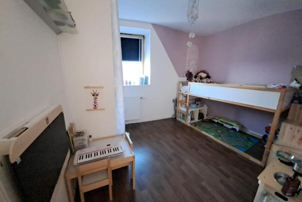 DUPLEX  sans VIS-A-VIS PROCHE TOUTES COMMODITES