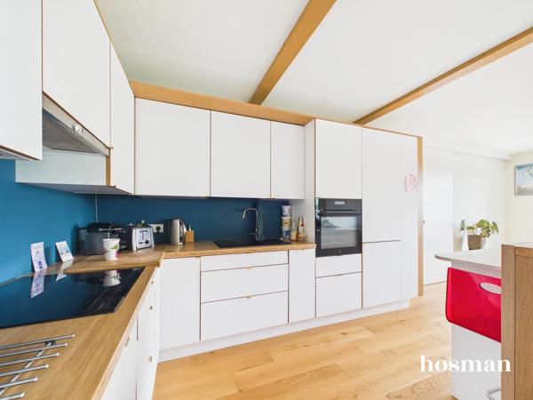 Appartement 2 chambres et 1 bureau avec vue sur la Loire, 1 place de parking, Ile de Nantes - Quartier République