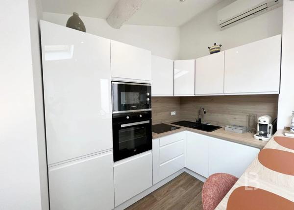 Vieil Antibes Charmante Maison de Village Rénovée