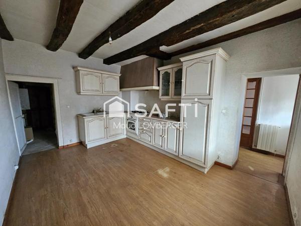 MAISON DE VILLAGE À RÉNOVER À VADANS (70140)