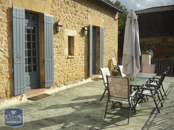 Maison à louer 6 pièces 153.61m² Sarlat-la-Canéda (24200)
