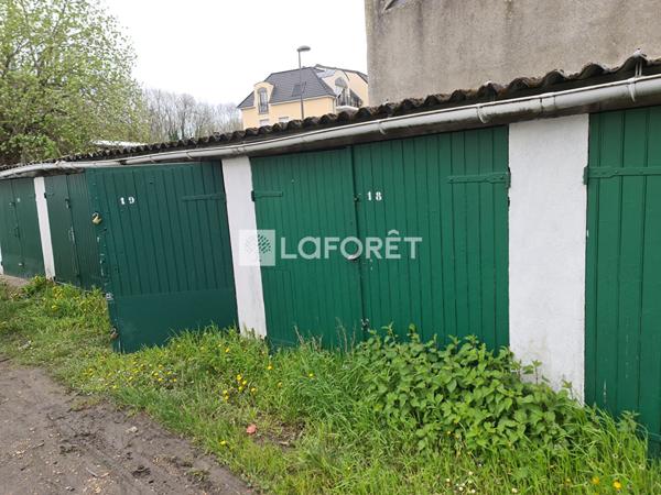 Achat parking / box Beauvais - 15 m² - 9 500 €