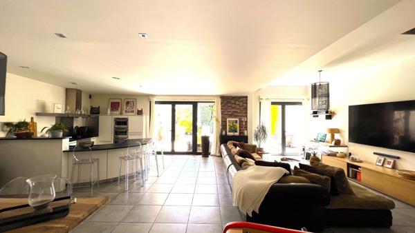 Maison de 202 m² avec piscine quartier de Chabourlet