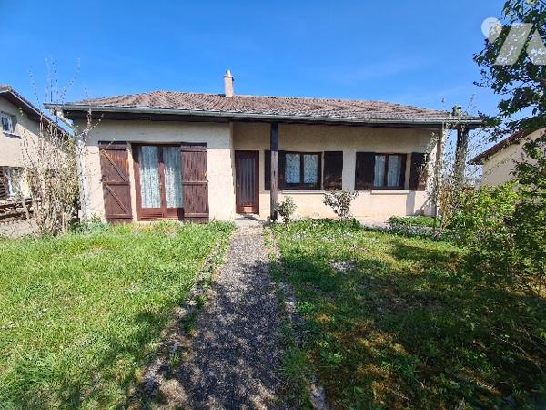 Pavillon de plain-pied sur sous-sol, à rénover à ECROUVES